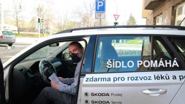 Pečovatelské centrum získalo pomoc při rozvozu pro seniory